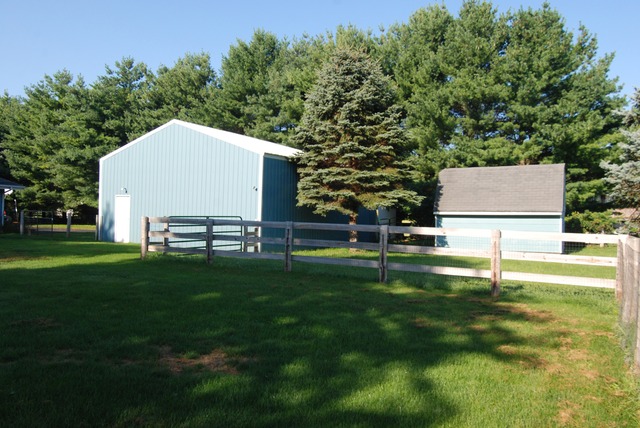 8808 Regnier Road Hebron, IL 60034 - Photo 3 of 20