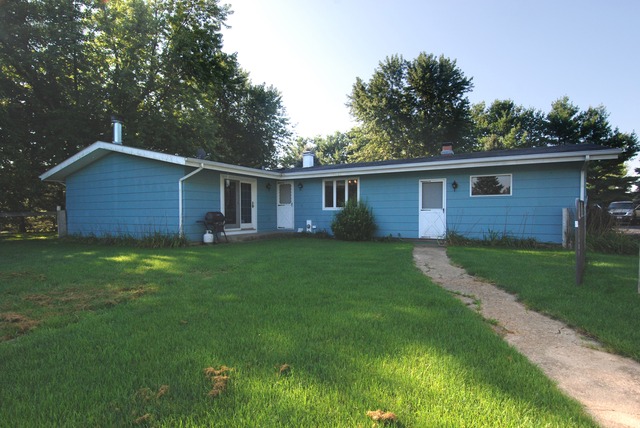 8808 Regnier Road Hebron, IL 60034 - Photo 7 of 20