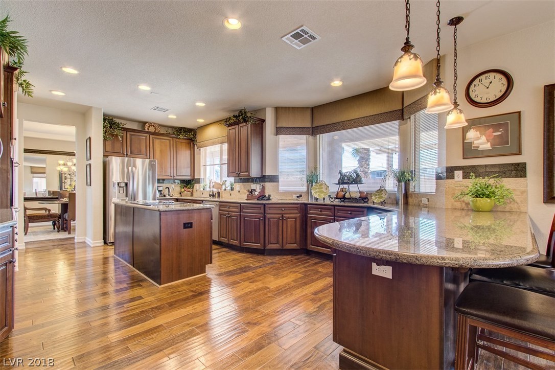 127 Birch Ridge Avenue Las Vegas, NV 89183 - Photo 11 of 32