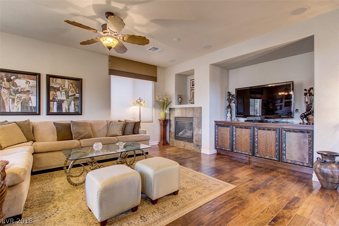 127 Birch Ridge Avenue Las Vegas, NV 89183 - Photo 8 of 32