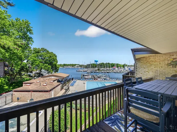 $595,000 | 774 Fairview Avenue, Unit F, Annapolis, MD 21403