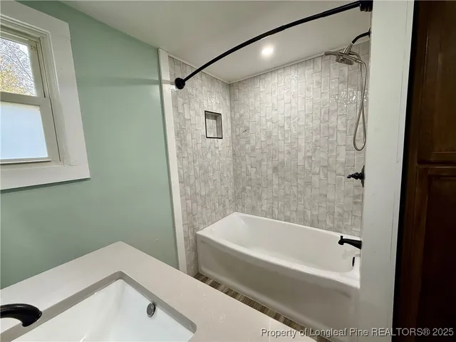 $1,600 | 1027 Cameron Hill Road, Cameron, NC 28326