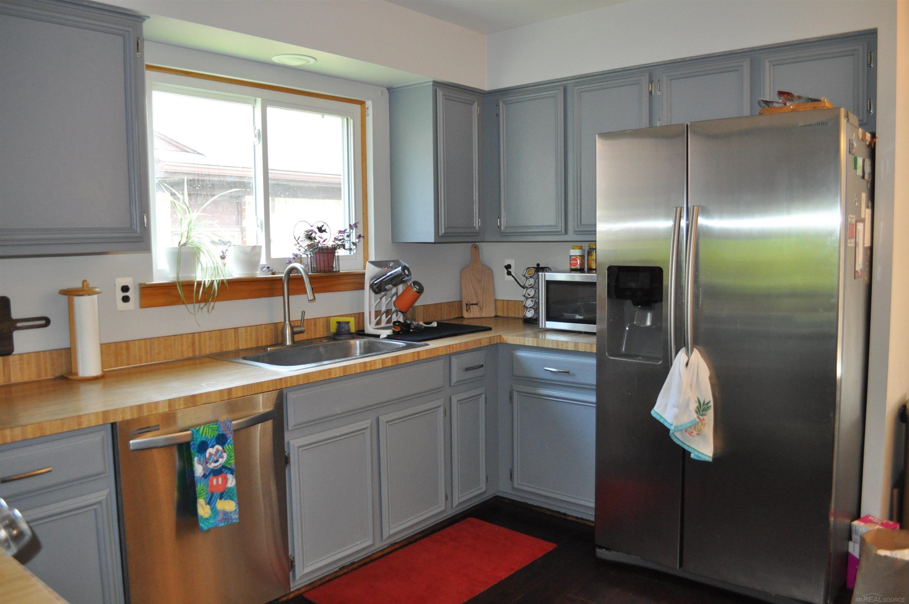 47476 Concord Road Macomb, MI 48044 - Photo 7 of 24 50150115-0b3296a1-fc1c-47d8-a4c9-6dec89b47a5e.JPG