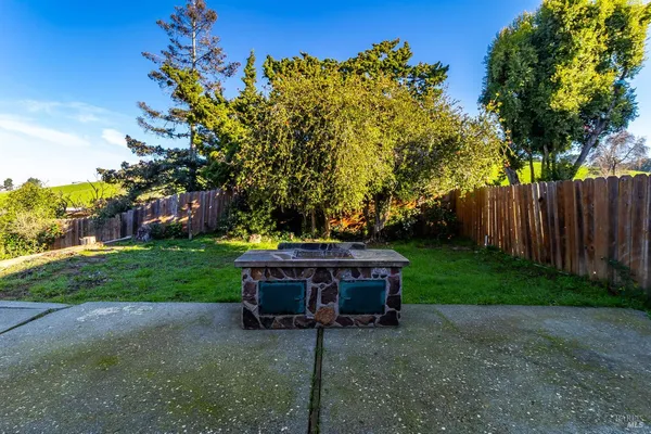 $675,000 | 112 Palomar Lane, Vallejo, CA 94591