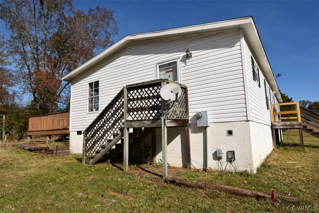 8640 Old Pond Road Quinton, VA 23141 - Photo 4 of 49 Gallery Image 4