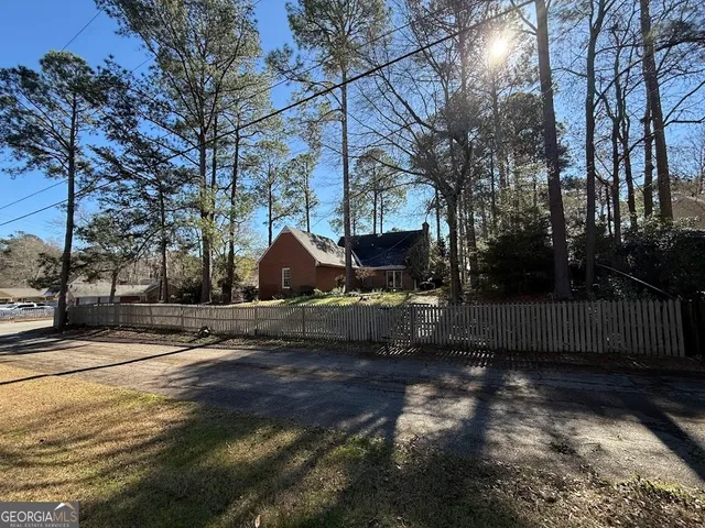 $320,000 | 2601 Ridgewood Lane, Albany, GA 31707