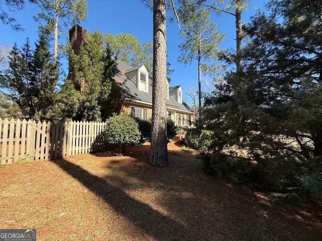 $320,000 | 2601 Ridgewood Lane, Albany, GA 31707