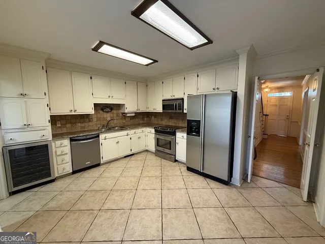 $320,000 | 2601 Ridgewood Lane, Albany, GA 31707