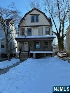 $689,000 | 92 North Oraton Parkway, East Orange, NJ 07017