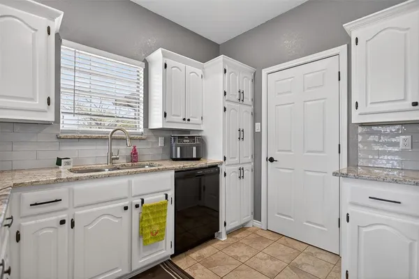 $299,000 | 920 York Street, Forney, TX 75126