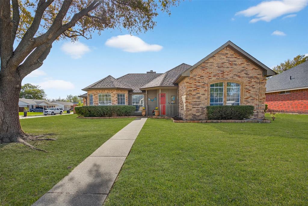 920 York Street Forney, TX 75126 - Photo 2 of 25