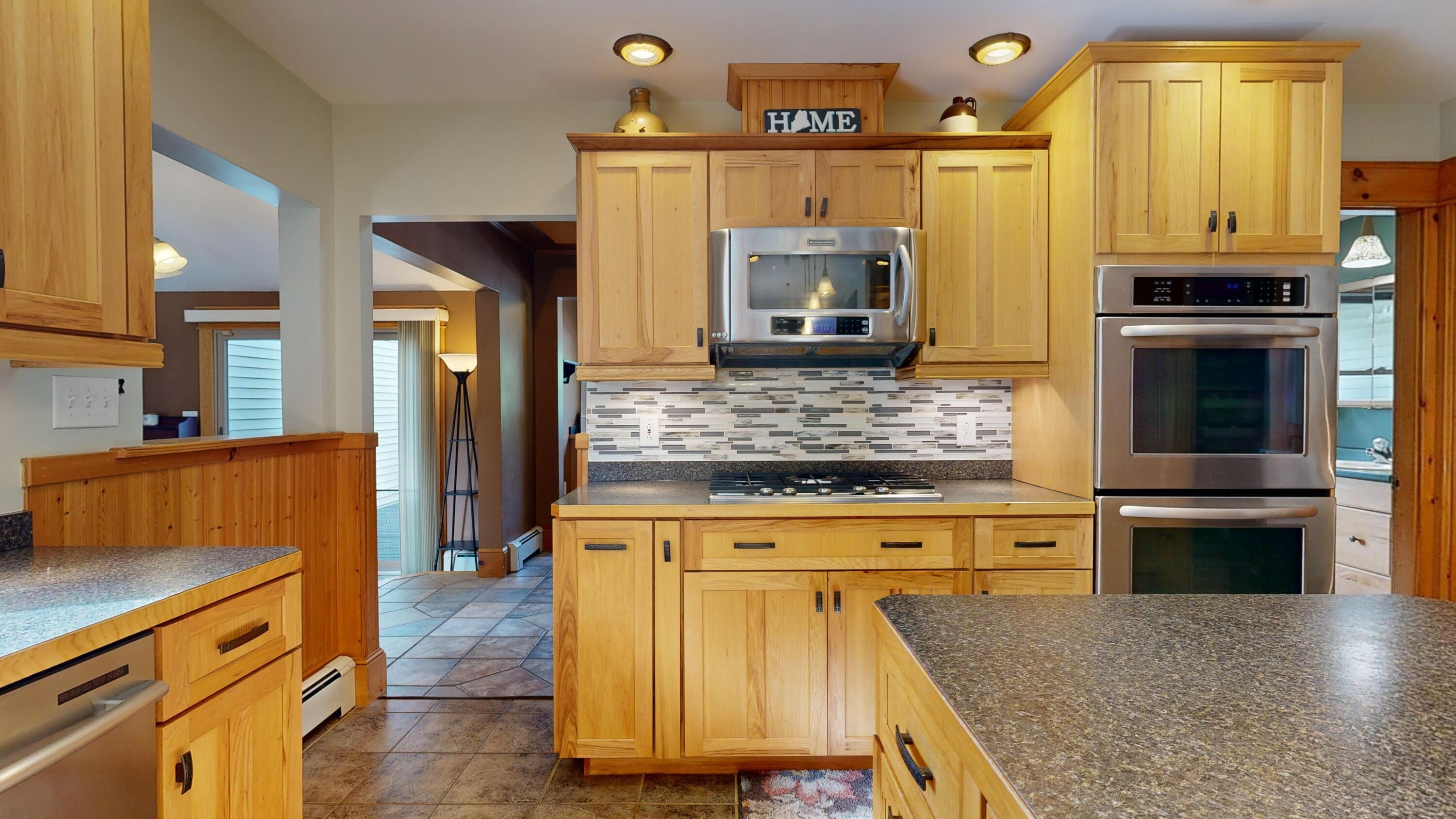 160 Lane Road Auburn, ME 04210 - Photo 15 of 103 Kitchen