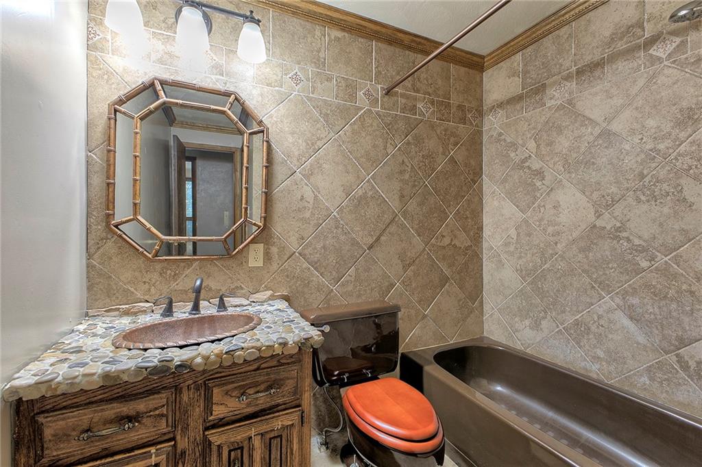 688 Bucktown Road Irwin, PA 15642 - Photo 27 of 30 Gallery Image 27