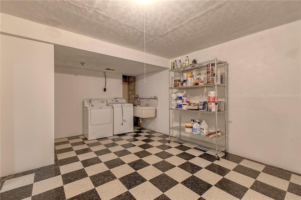 688 Bucktown Road Irwin, PA 15642 - Photo 29 of 30 Gallery Image 29