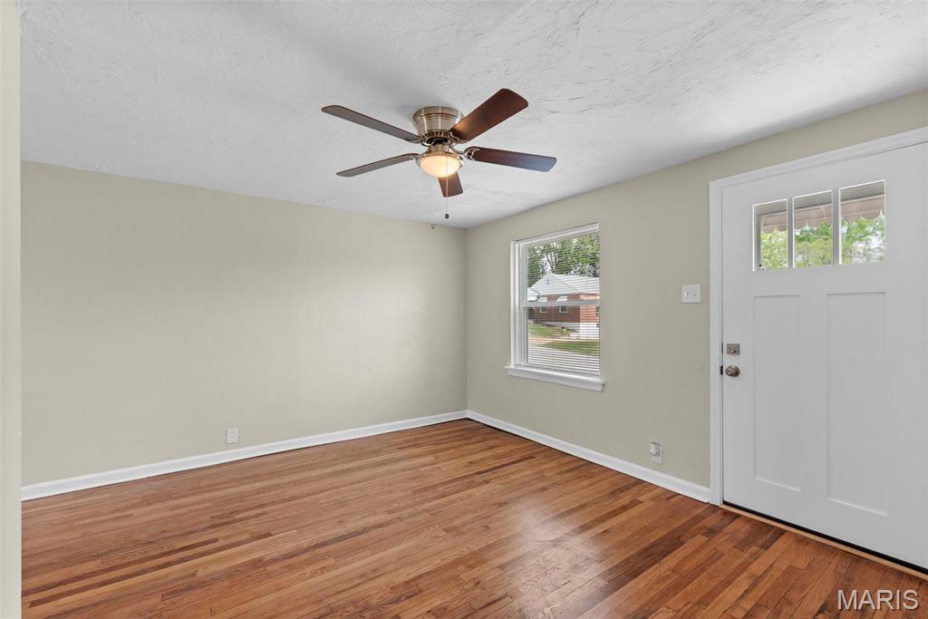 4717 Roxie Street St. Louis, MO 63121 - Photo 12 of 39 Gallery Image 12