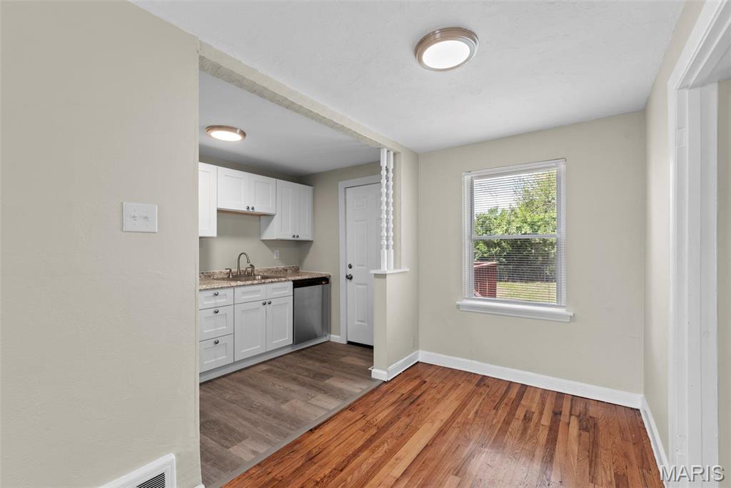 4717 Roxie Street St. Louis, MO 63121 - Photo 16 of 39 Gallery Image 16