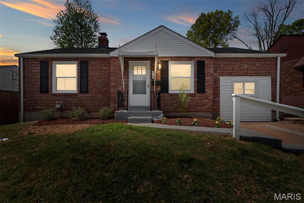 4717 Roxie Street St. Louis, MO 63121 - Photo 2 of 39 Gallery Image 2