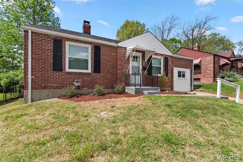 4717 Roxie Street St. Louis, MO 63121 - Photo 3 of 39 Gallery Image 3