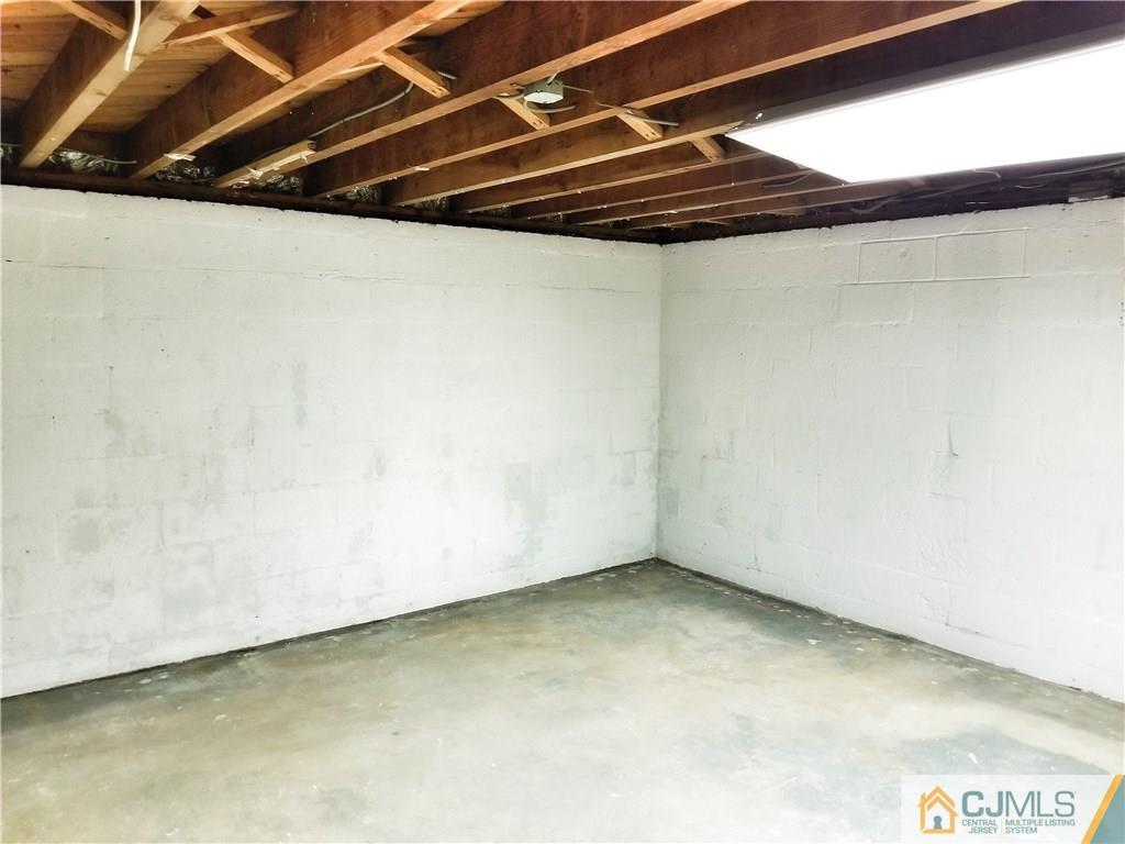 116 Emerson Road Somerset, NJ 08873 - Photo 19 of 22 a view of a room