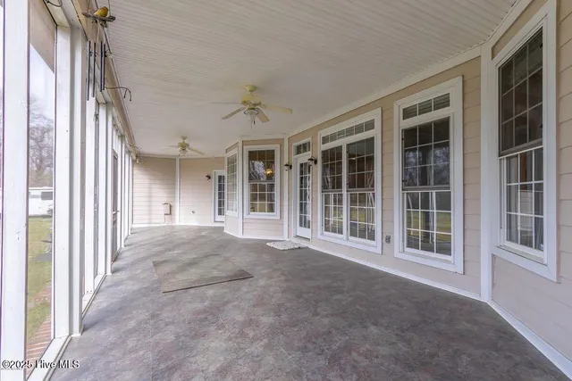 $610,000 | 237 Country Squire Lane, Jacksonville, NC 28540