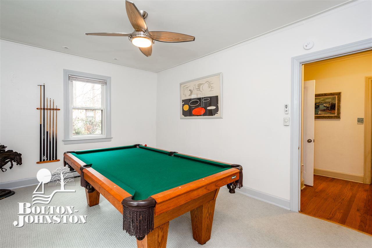 590 Barrington Road Grosse Pointe, MI 48230 - Photo 21 of 63 31365701-20.JPG