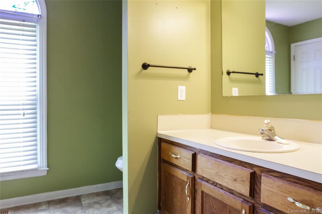 2331 Rhyne Road Dallas, NC 28034 - Photo 11 of 31 Gallery Image 11