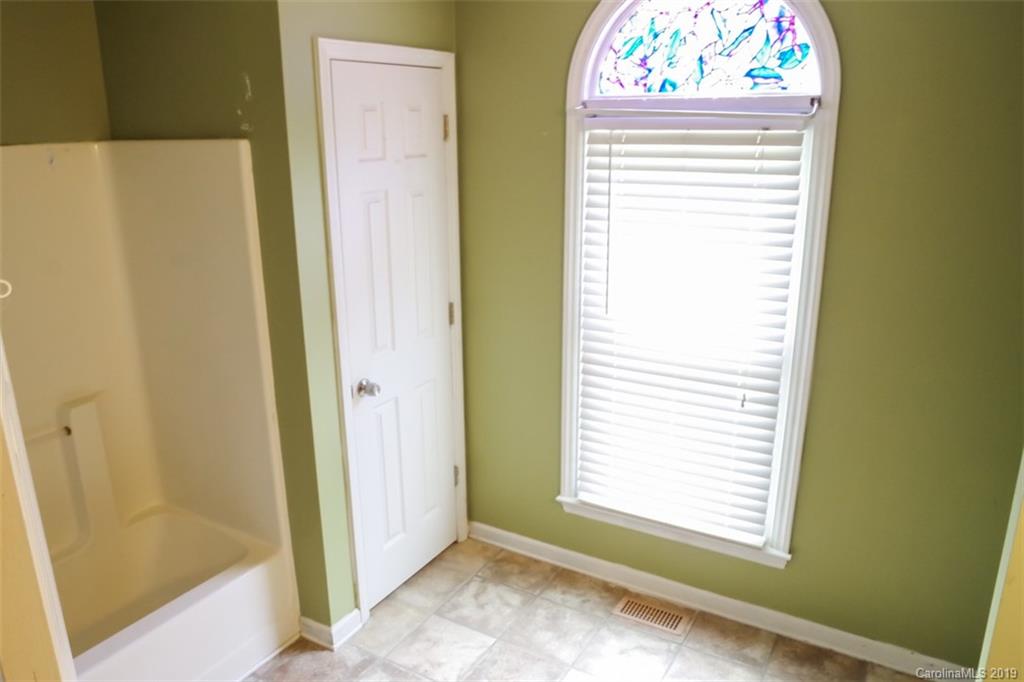 2331 Rhyne Road Dallas, NC 28034 - Photo 12 of 31 Gallery Image 12