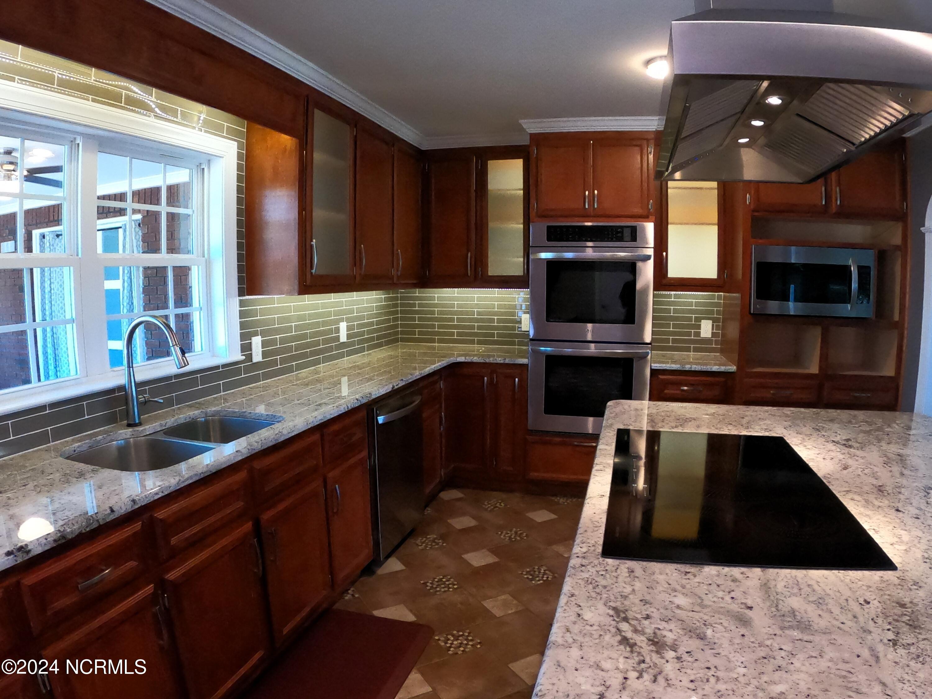 560 Forehand Road Pikeville, NC 27863 - Photo 9 of 27 8