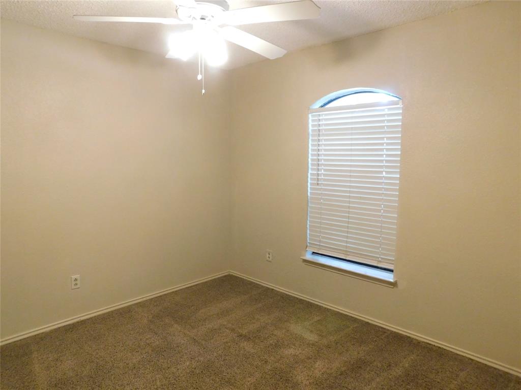 9792 Windy Ridge Road Frisco, TX 75033 - Photo 11 of 17 Gallery Image 11
