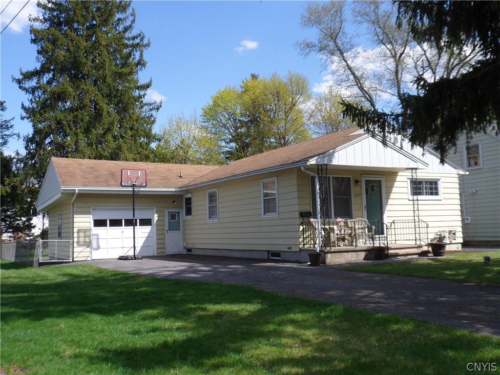 209 Windemere Road Geddes, NY 13219 - Photo 1 of 1 Gallery Image 1