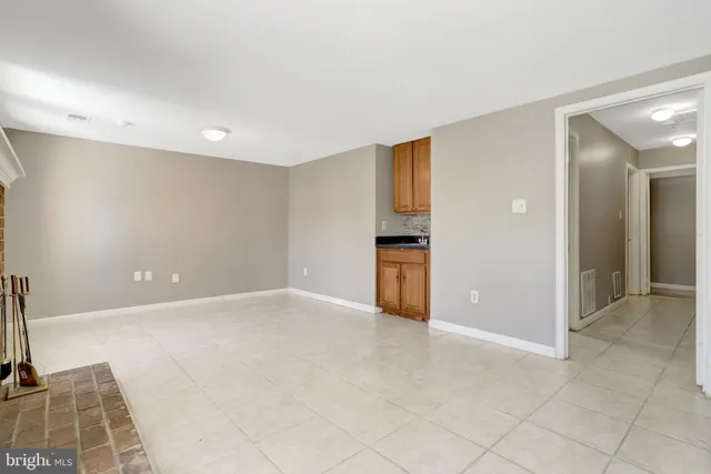 $589,000 | 8225 Cedar Landing Court, Alexandria, VA 22306