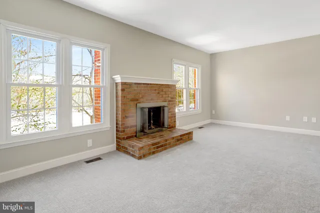 $589,000 | 8225 Cedar Landing Court, Alexandria, VA 22306