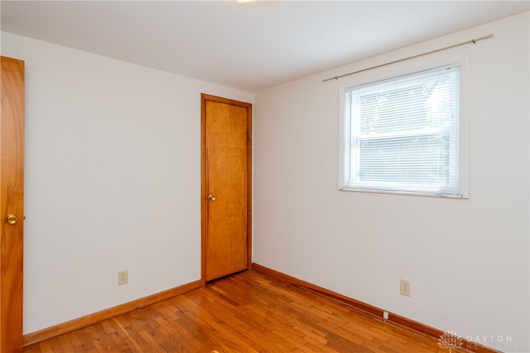 4375 South Tecumseh Road Springfield, OH 45502 - Photo 20 of 32 Gallery Image 20
