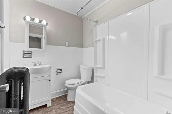 a bathroom with a bathtub