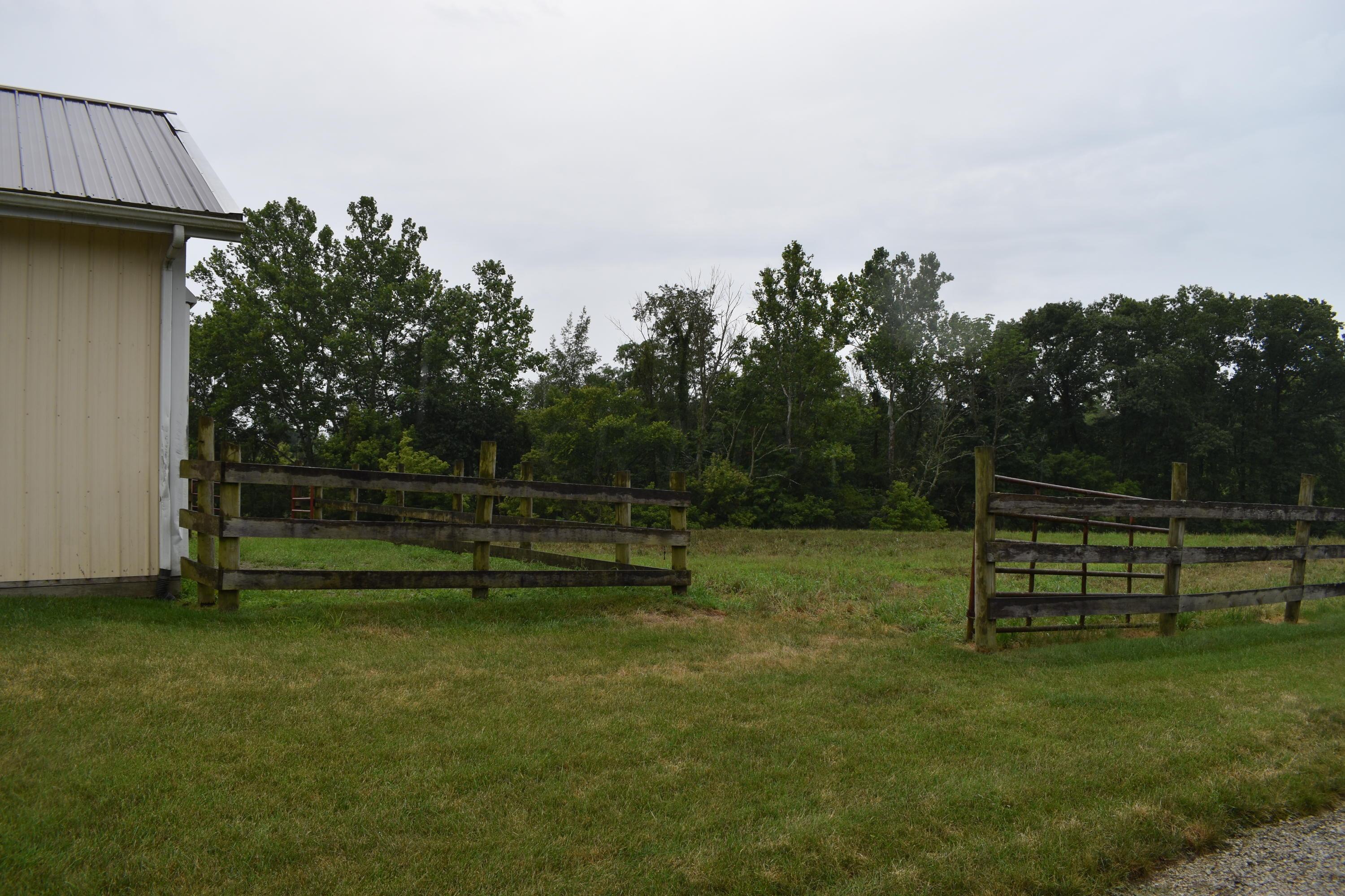 396 Pyle Road Clarksville, OH 45113 - Photo 3 of 28
