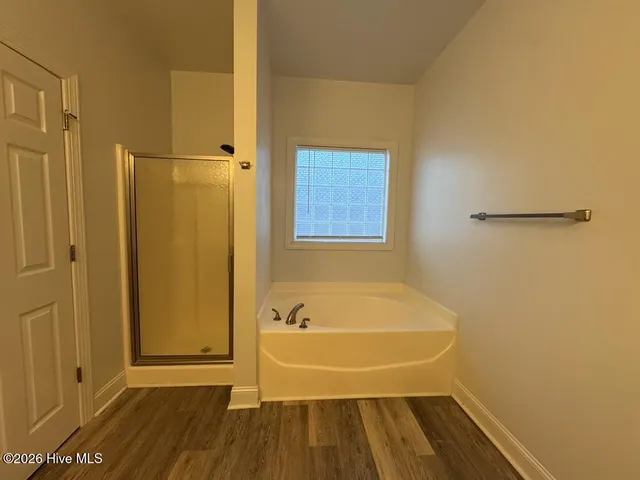 $2,000 | 106 Moonstone Court, Jacksonville, NC 28546