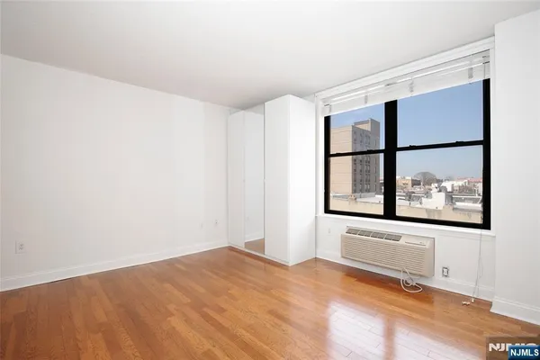 $3,700 | 4301 Park Avenue, Unit 6D, Union City, NJ 07087