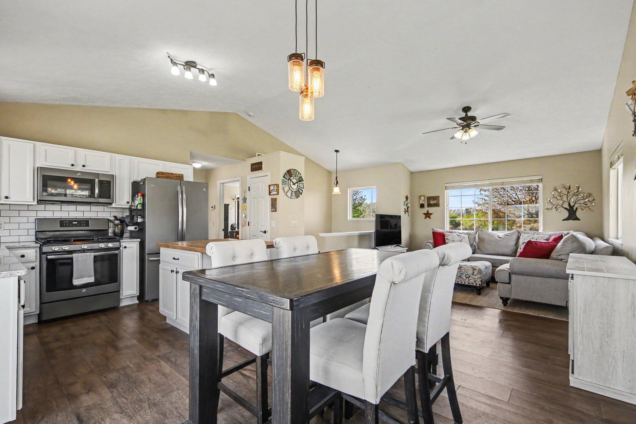 7864 County Farm Road Greenville, MI 48838 - Photo 13 of 32 018_file_6596