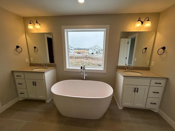 $722,900 | 6546 108th Street South, Cottage Grove, MN 55016