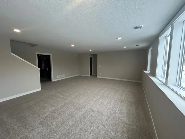 $722,900 | 6546 108th Street South, Cottage Grove, MN 55016