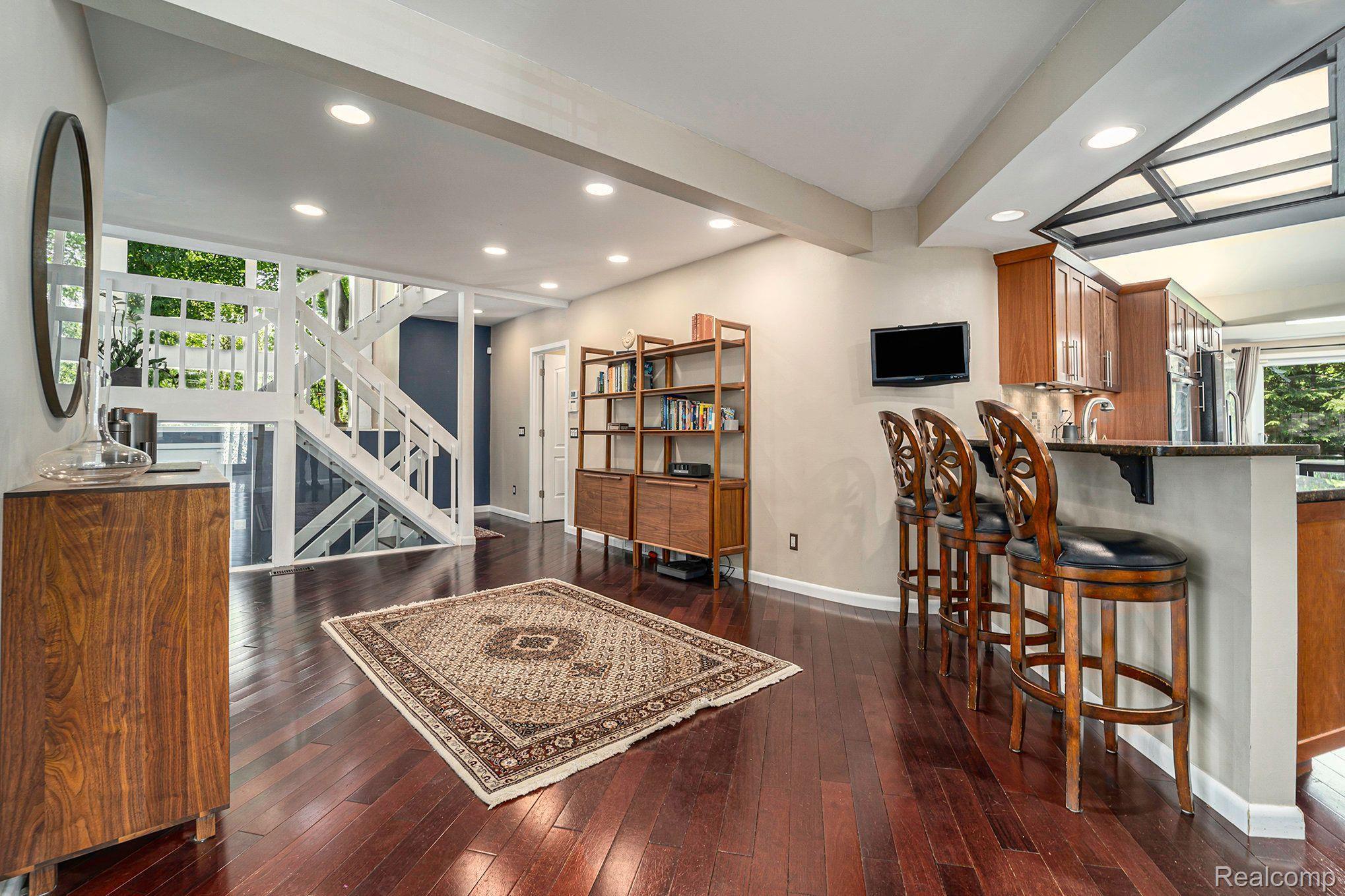 18201 Beverly Road Franklin, MI 48025 - Photo 12 of 46 Gallery Image 12