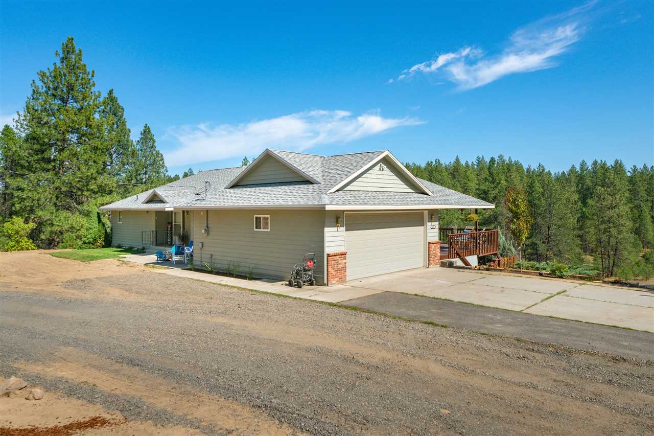 610 West Fender Road Colbert, WA 99005 - Photo 2 of 20