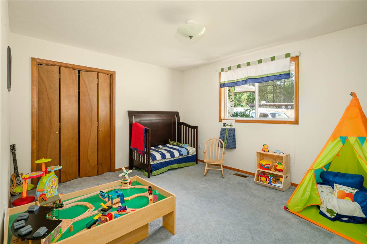 610 West Fender Road Colbert, WA 99005 - Photo 12 of 20