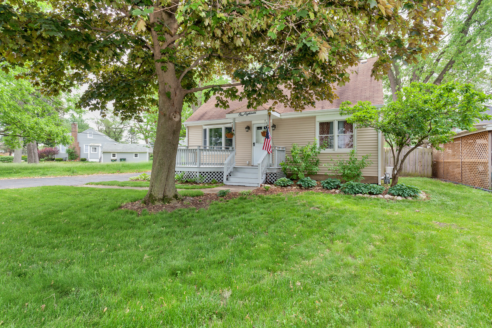 118 Village Road Willowbrook, IL 60527 - Photo 1 of 18