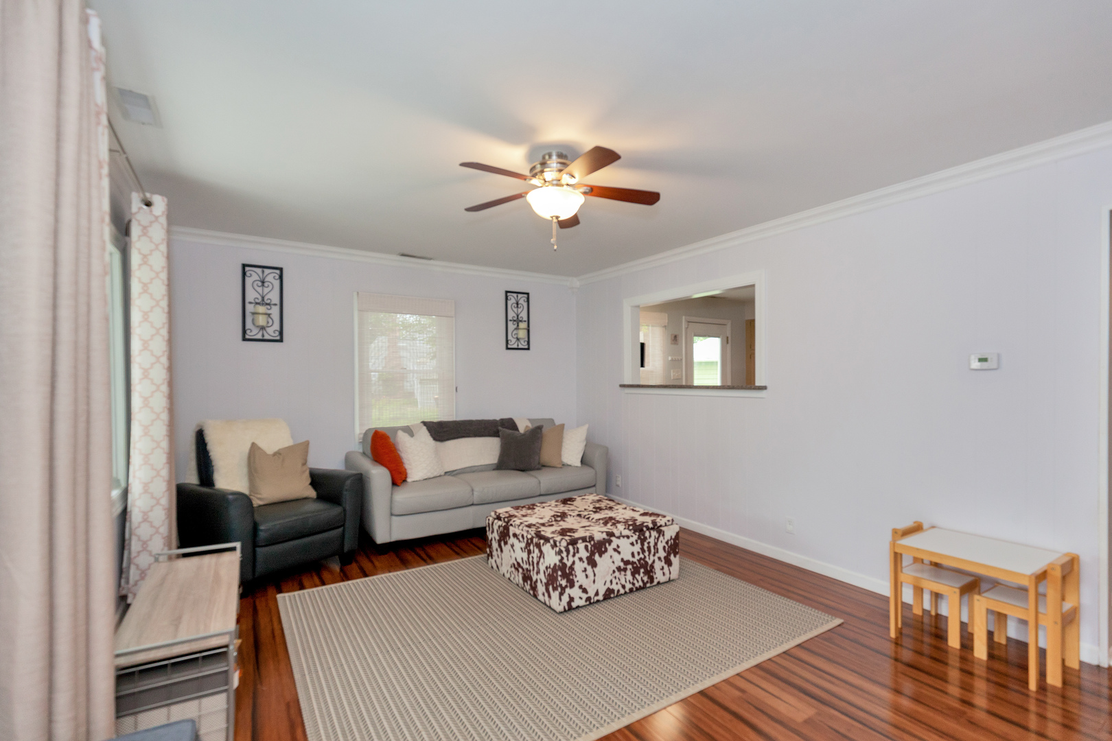 118 Village Road Willowbrook, IL 60527 - Photo 2 of 18