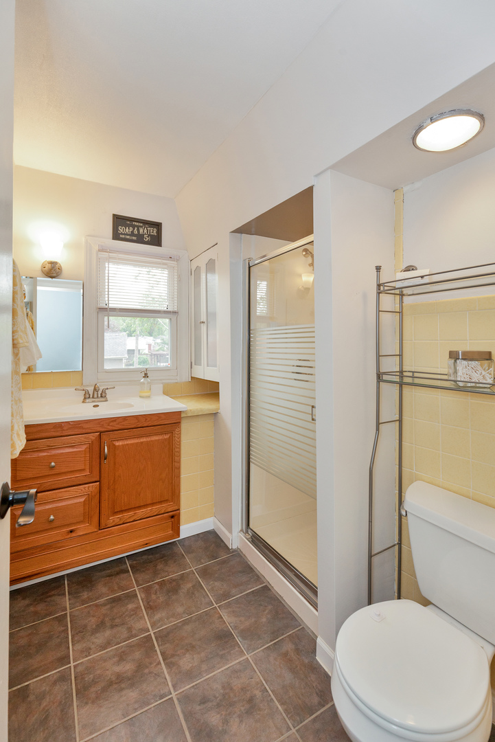 118 Village Road Willowbrook, IL 60527 - Photo 15 of 18