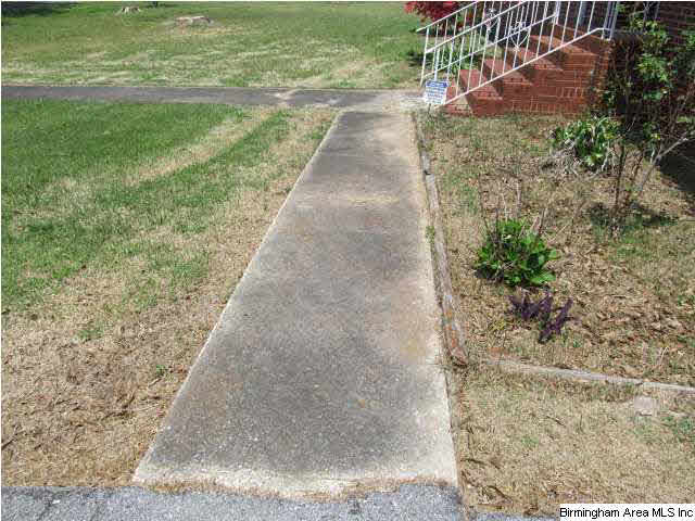 18 Ridgecrest Drive Eastaboga, AL 36260 - Photo 3 of 31