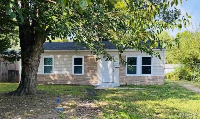 $118,000 | 525 St Leo Drive, Cahokia, IL 62206