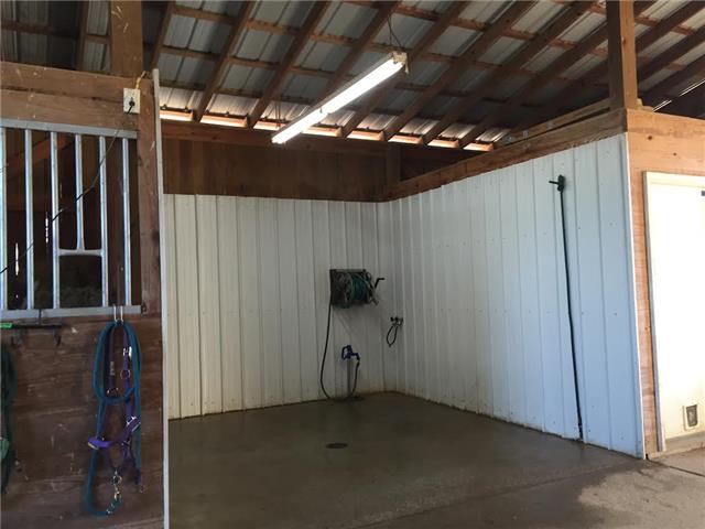 2305 Armstrong Valley Road Murfreesboro, TN 37128 - Photo 23 of 27 a view of a garage