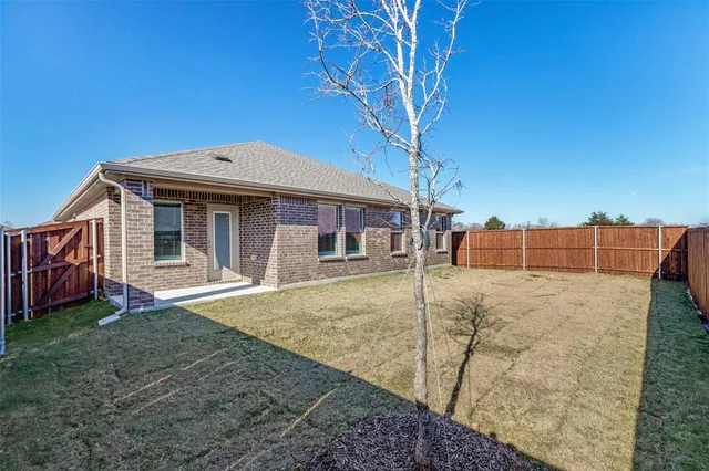 $2,300 | 4113 Turquoise Avenue, Celina, TX 75009